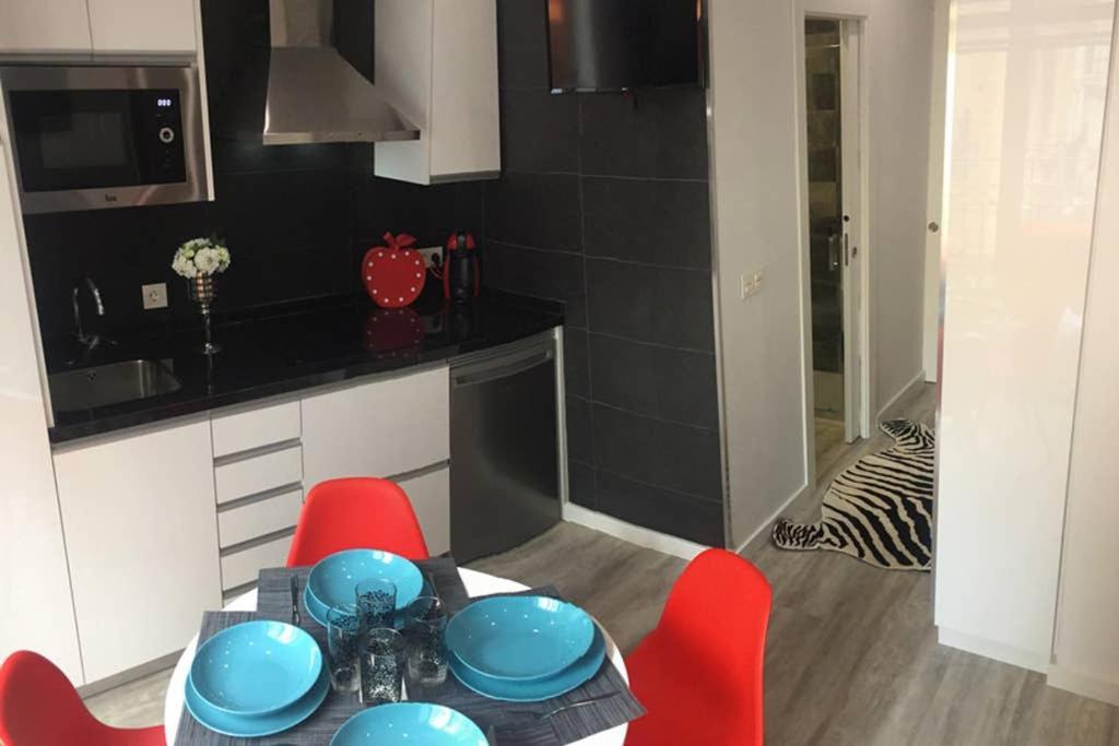 Apartamento De Diseno Centrico A 5 Min De Playa Αλικάντε Εξωτερικό φωτογραφία